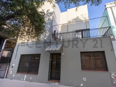 VENTA-PERMUTA CASA EN VENTA 5 AMB. PARQUE CHACABUCO