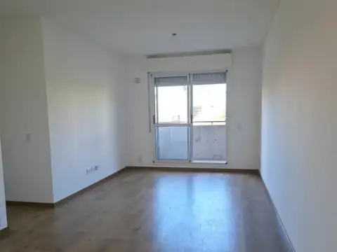 Departamento en Alquiler en Centro, $ 730.000