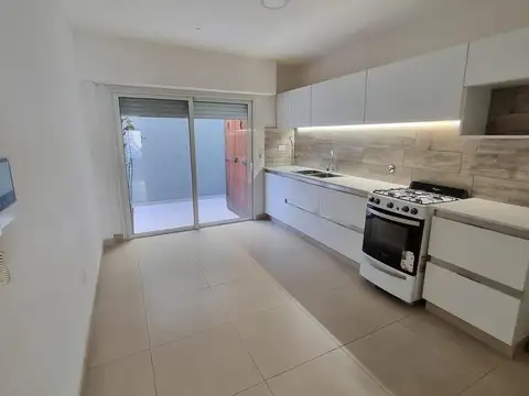 Casa en Alquiler al Este