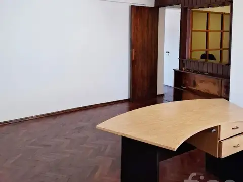 Oficina en Venta al Este