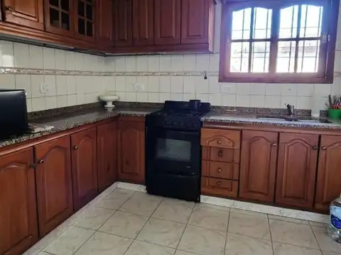 Casa en Venta en Castelar Norte, USD 140.000