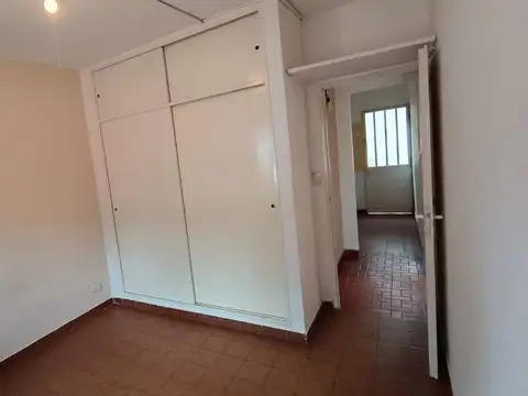Depto Tipo Casa 2 ambientes con 1 baño