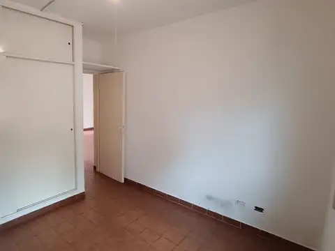 Depto Tipo Casa en Venta 45 años