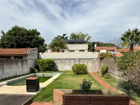 Casa en Alquiler de 4 dormitorios