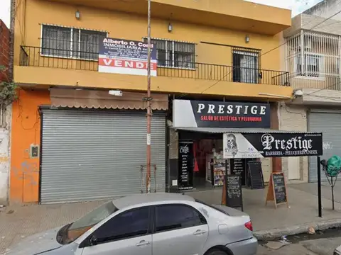 VIVIENDA CON LOCALES