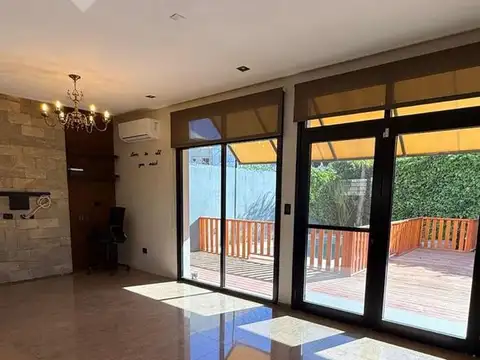 Casa en Venta en Neuquén, USD 350.000