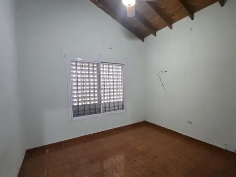 Depto Tipo Casa en Alquiler de 2 dormitorios
