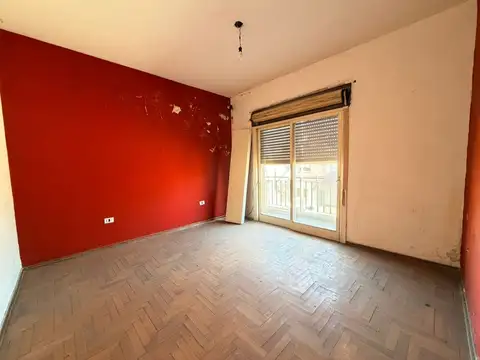 VENTA CASA 4 AMBIENTES ISIDRO CASANOVA