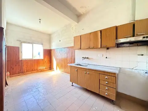 Casa en Venta en Isidro Casanova, USD 72.000