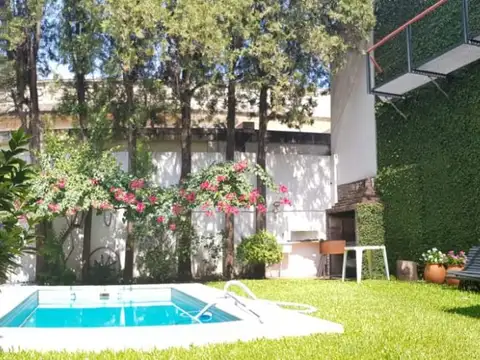 Casa en Venta en Flores, CABA