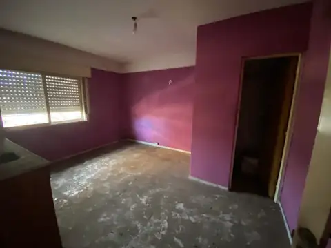 Galpón en venta con departamentos