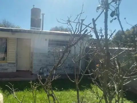 Dos casas con escritura en Parque Republica
