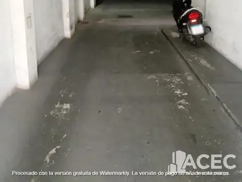 Venta - Cochera - Ludueña