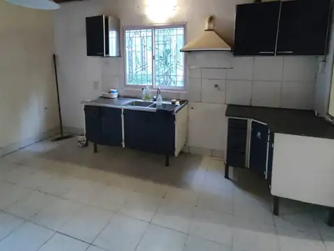 Casa en Alquiler en Resistencia, $ 800.000