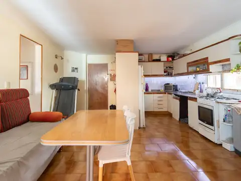 Leandro Nicéforo Alem 800