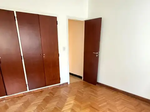 Casa 3 dormitorios en dos plantas, zona Stella Maris