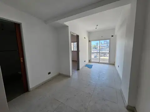 Viacava 1300, Piso 1