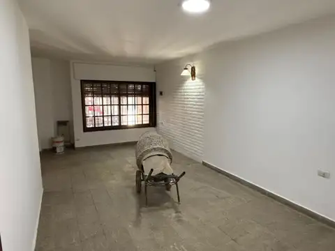 OPORTUNIDAD CASA 3 DORM EN SAN SALVADOR