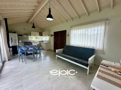 Casa en Alquiler Temporal con 1 cochera