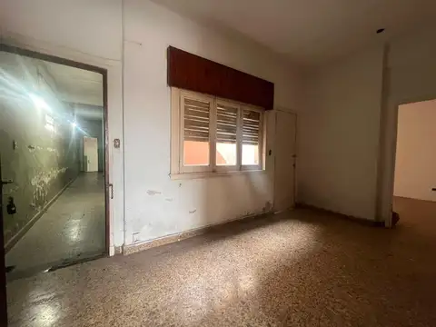 Depto Tipo Casa en Venta de 5 ambientes
