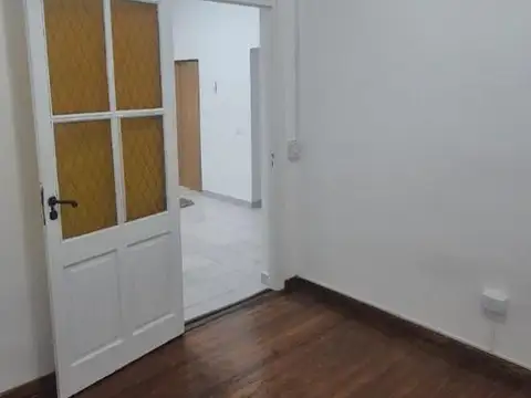 Departamento en Alquiler en Parque Patricios, $ 720.000