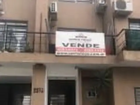 PH en venta de 2 dormitorios c/ cochera en Villa Pueyrredón