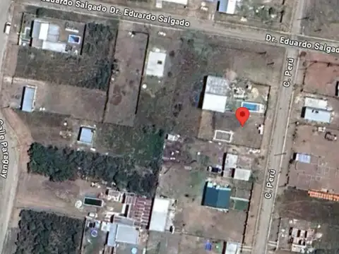 En venta terreno con pileta 450m2. Santa María II