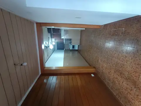 Depto Tipo Casa en Alquiler con 1 cocheras