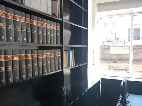 Oficina en Venta en Tribunales, USD 45.000