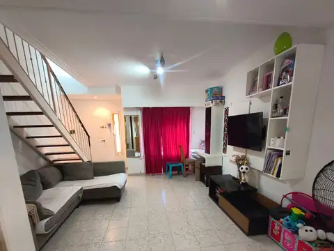 VENTA CASA DUPLEX COCHERA PARRILLA TIGRE