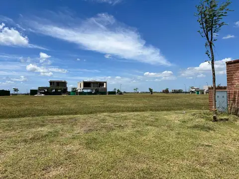 OPORTUNIDAD LOTE EN VENTA AMARRAS PUERTOS DEL LAGO