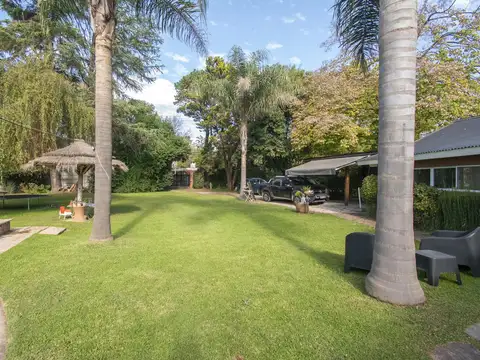 VENTA -CASA 3 AMB - PISCINA - QUINCHO - PARQUE - APTO CREDITO - BARRIO ALTAVISTA - ESCOBAR - PERMUTA