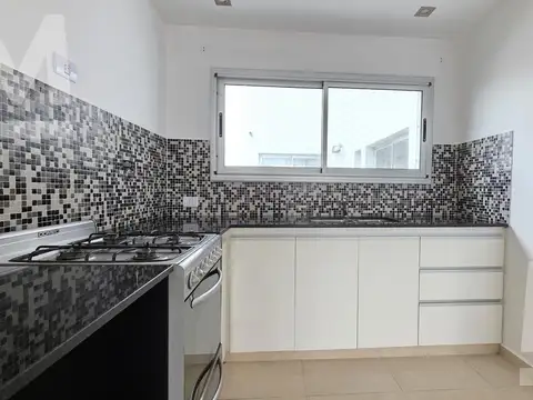 Departamento en Alquiler al Este
