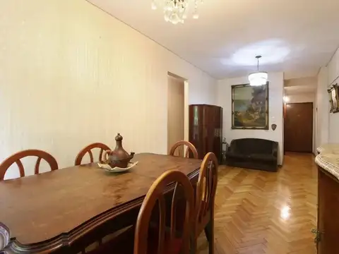 Mansilla 2800, Piso 2