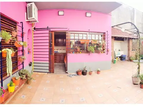 Casa en Venta en Remedios de Escalada, USD 155.000