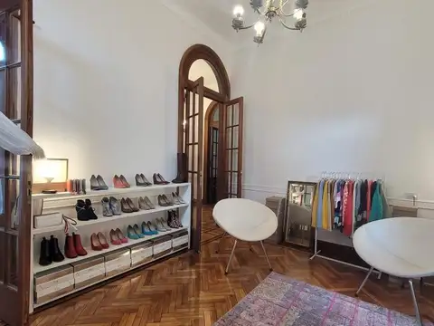 Oficina en Alquiler 50 años