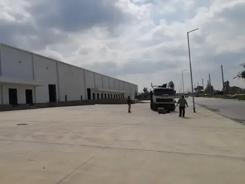 Nave Industrial 4.500 m² a Estrenar - Parque Industrial Reconquista - Trujui - Moreno