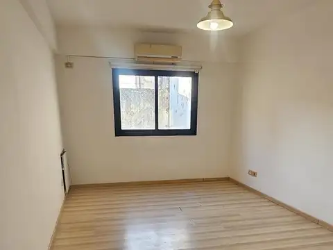 Departamento en Alquiler en Caballito Norte, $ 650.000