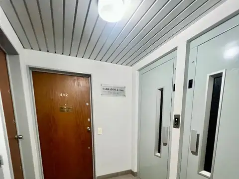 Oficina 3 ambientes con 1 baño
