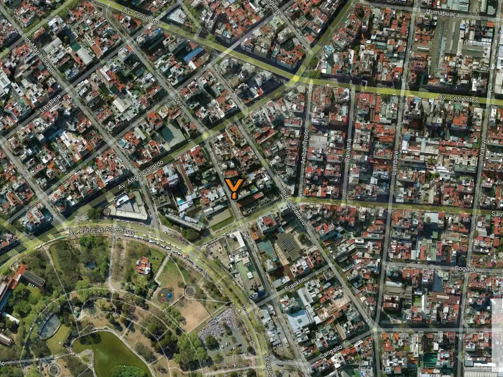 Ramos Mejía e/ Avenida Ángel Gallardo y Antonio Machado