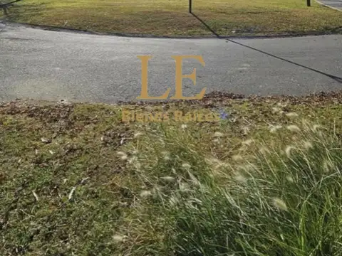 Terreno en Venta de 853,0 m2