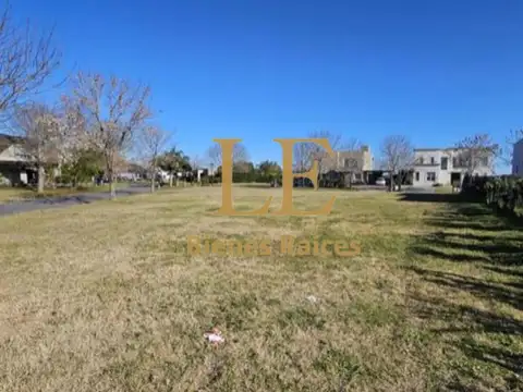 Terreno en Venta de 853,0 m2