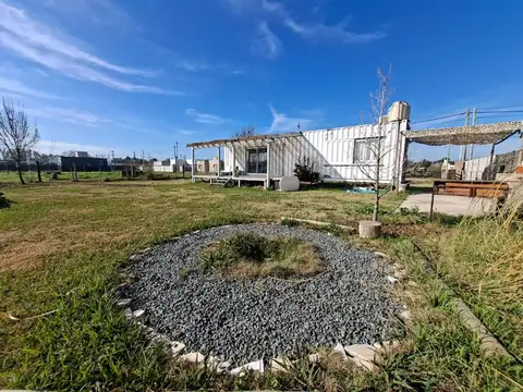 Casa 2 ambientes con 1 baño