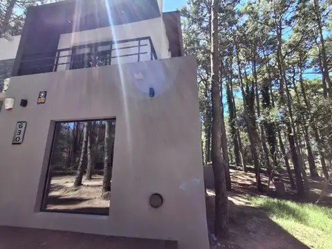 Depto Tipo Casa 3 ambientes con 2 baños