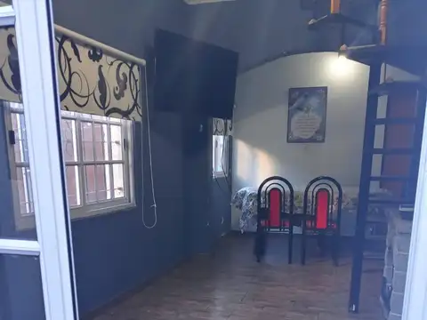 VENTA PH 4 AMB. PALOMAR PERMUTA