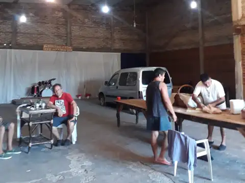 Galpon en Venta en Luis Guillon, USD 150.000