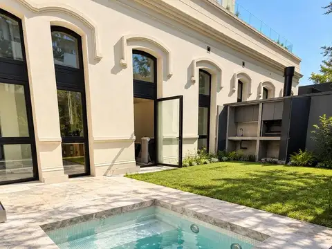 Venta Excelente 2 amb loft con jardín y pileta.