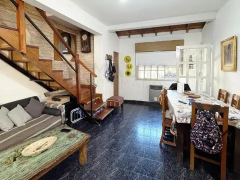 Casa en Venta con 1 cochera