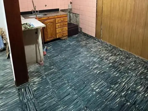 Casa 3 ambientes con 2 baños