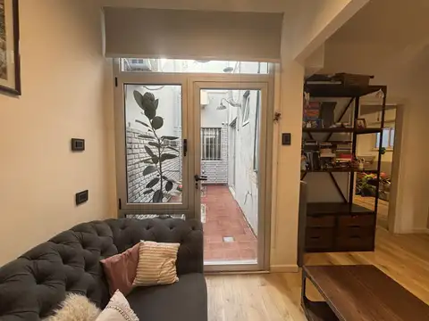 Depto Tipo Casa en Venta 80 años
